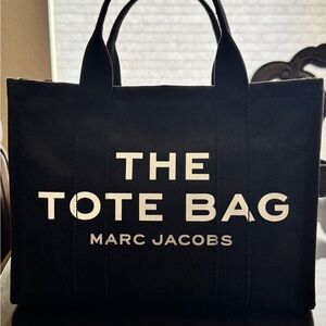 Marc Jacobs | black “the tote bag”